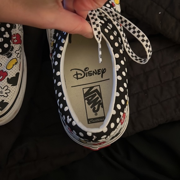 Limited edition custom designed 90th birthday Mickey mouse vans - Picture 4 of 7